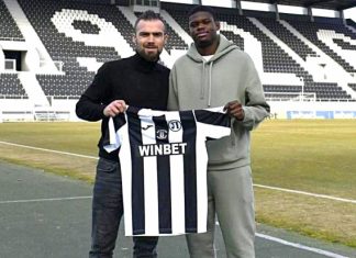 Нтело с първо изявление като футболист на Локомотив