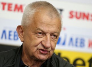 Крушарски пред BgDerby: Няма как да допусна Митко Илиев да напусне Локо (Пд)