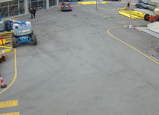 СКАНДАЛНО: Ботев Пд публикува 15-минутно ВИДЕО с разкази на фен и служител, удряни от Илиян Филипов, подкрепени с кадри от охранителни камери!