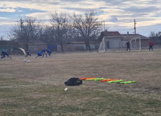 Асеновец надви Секирово в Момино село