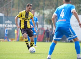 Журналисти избраха Ивелин Попов за Футболист №1 на Пловдив за 2023 година