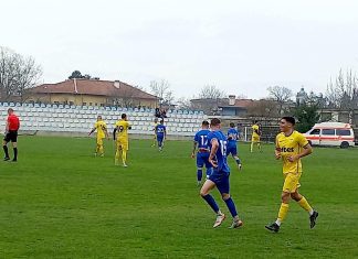 Левски (Карлово) надви Гигант (Съединение) и записа ценен успех