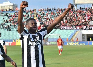 В Белгия: Нтело е на крачка от трансфер във френската Лига 1