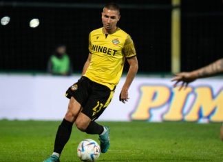 Томаш може да вземе във Варна играч на канарчетата