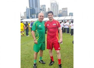 Гонзо и Стоичков взеха участие в звезден турнир преди Конгреса на ФИФА в Тайланд