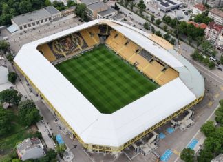 Неизползваните за Колежа седалки отиват за базата на Локо Пд, в Марица и тенис клуб