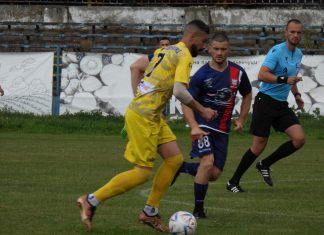 Три отбора ще изпаднат от ЮИ Трета лига! Ето кои са кандидатите за местата им от Областните групи