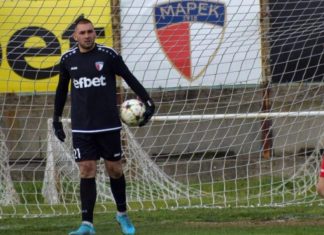 Локомотив (Пд) с интерес към вратаря на Марек