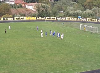 Левски (Карлово) изпусна Родопа в Смолян