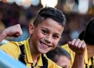 Фенове на Локо към 10-годишния ботевист Денис: