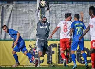 Серкан Юсеин за терена: Не може да се играе футбол!