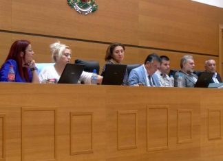 Одобриха създаването на комисия, която да следи строителството на стадион „Локомотив“