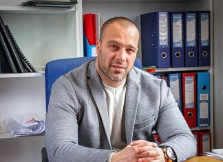 Появи се кадидат за собственик на Локо Пд! Предстои му среща с Крушарски!