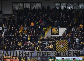 Феновете на Ботев Пд блокираха столично кръстовище ВИДЕО