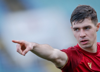 „Армейците“ задържат Слави Шопов с дебели пачки