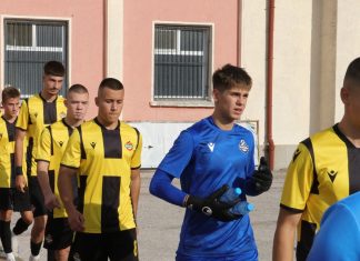 Ботев III надигра Нефтохимик в контрола