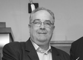 Почина емблематичният журналист и коментатор Петър Василев – Петела