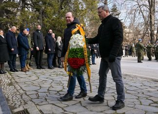 Ботев почете паметта на Васил Левски