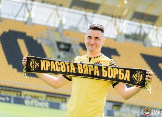 Вдигнаха мерника на Янис Карабельов