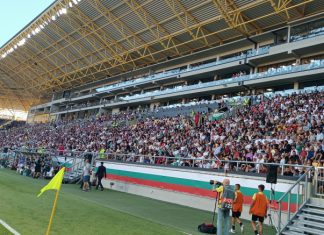 Очакват поне 10 000 на „Колежа“