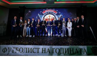 Ясни са призьорите в 64-та анкета “Футболист на годината“, Ивелин Попов е сред тях