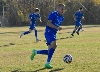 Спартак не срещна трудности срещу Левски (Карлово)