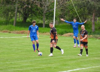 Житница и Спартак II с равенство в голов спектакъл