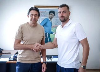 Освободен от Локо подписа с Левски