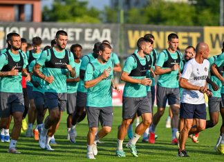 Ботев стартира подготовка за мача с Черно море