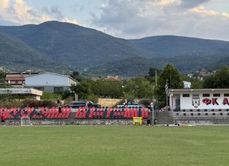 Монтираха седалки на стадиона в Куклен, тимът взе опитен голмайстор и млад вратар