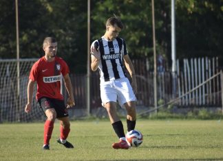 Локомотив II със загуба в Казанлък