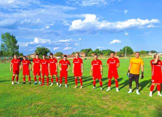 Хикс в Милево и куп червени картони