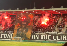 Феновете на Локомотив (Пд) с ефектна хореография