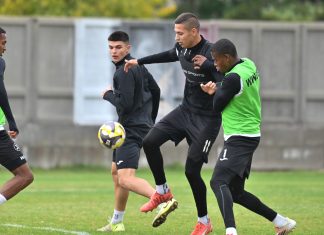 Тренировъчната седмица за Локомотив завърши със закрита учебна игра с втория отбор