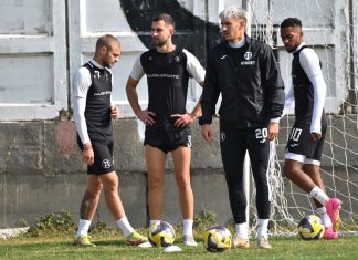 Групата на Локомотив (Пд) за визитата на Локомотив (Сф)