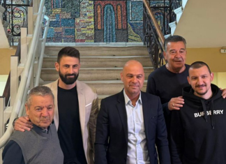 Кметът на Пловдив, капитаните и легенди на Ботев и Локо заедно преди дербито