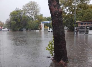 Базата на Спартак е наводнена, преместиха мача с Родопа
