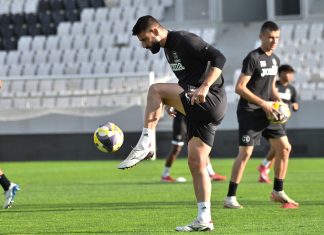 Групата на Локо за дербито! Димитър Илиев се завръща