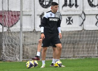 Валери Божинов-младши и още двама юноши тренират с първия тим на Локо