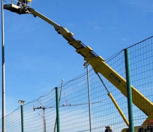 Всички тренировъчни терени на базата на Ботев вече са с осветление