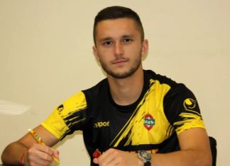 Локо отправи оферти към двама бивши играчи на Ботев?